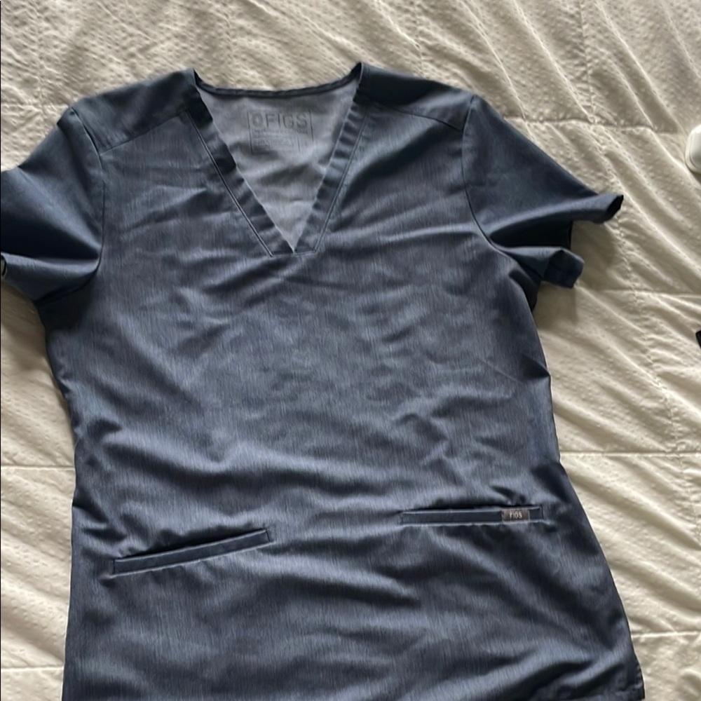 Figs Women's Scrub Top in Pewter Gray